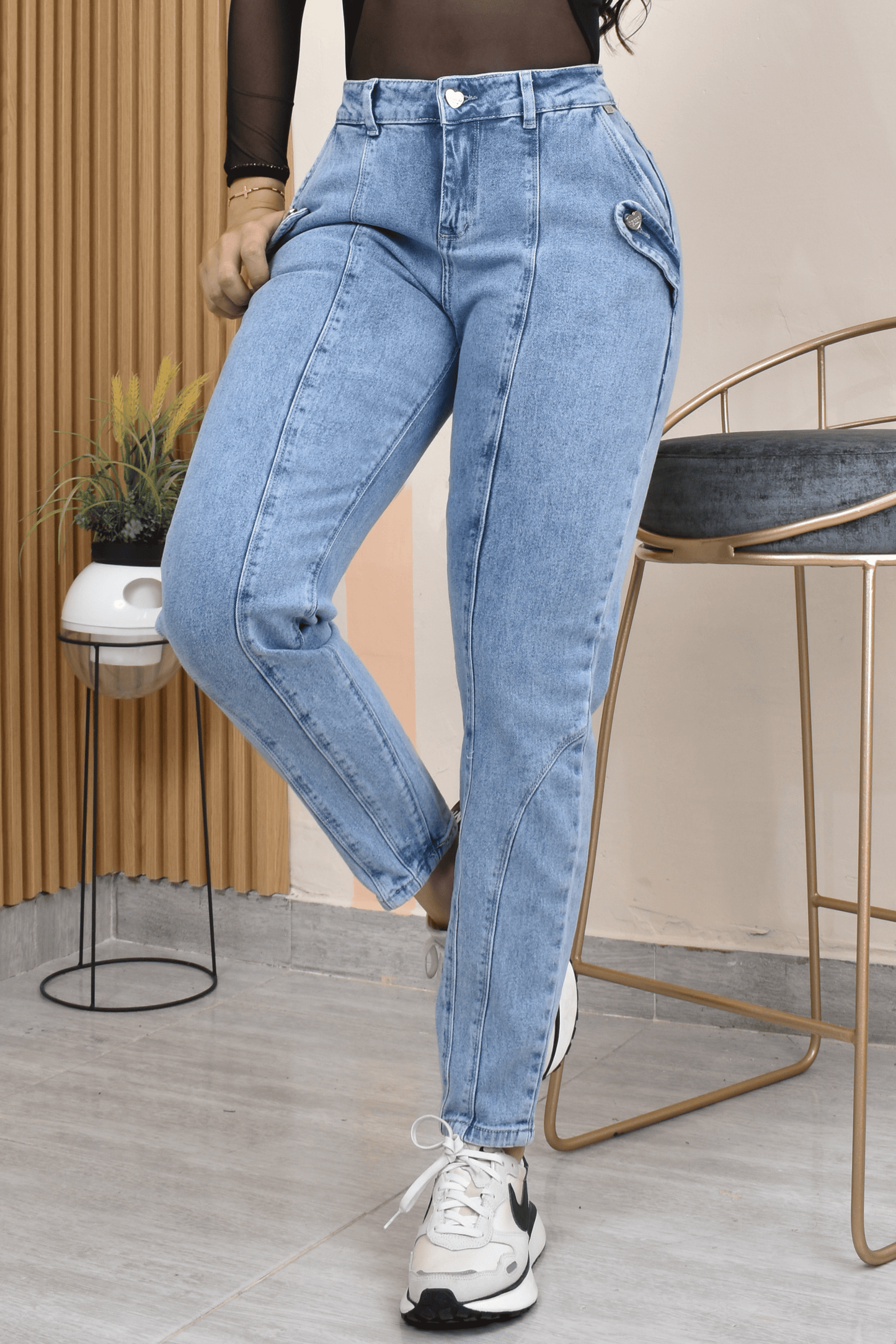 JEANS MOMFIT MOLDEADOR REF. B-40802