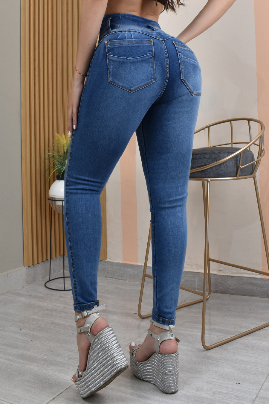 JEANS SKINNY CONTROL ABDOMEN LEVANTA COLA REF. B-40731