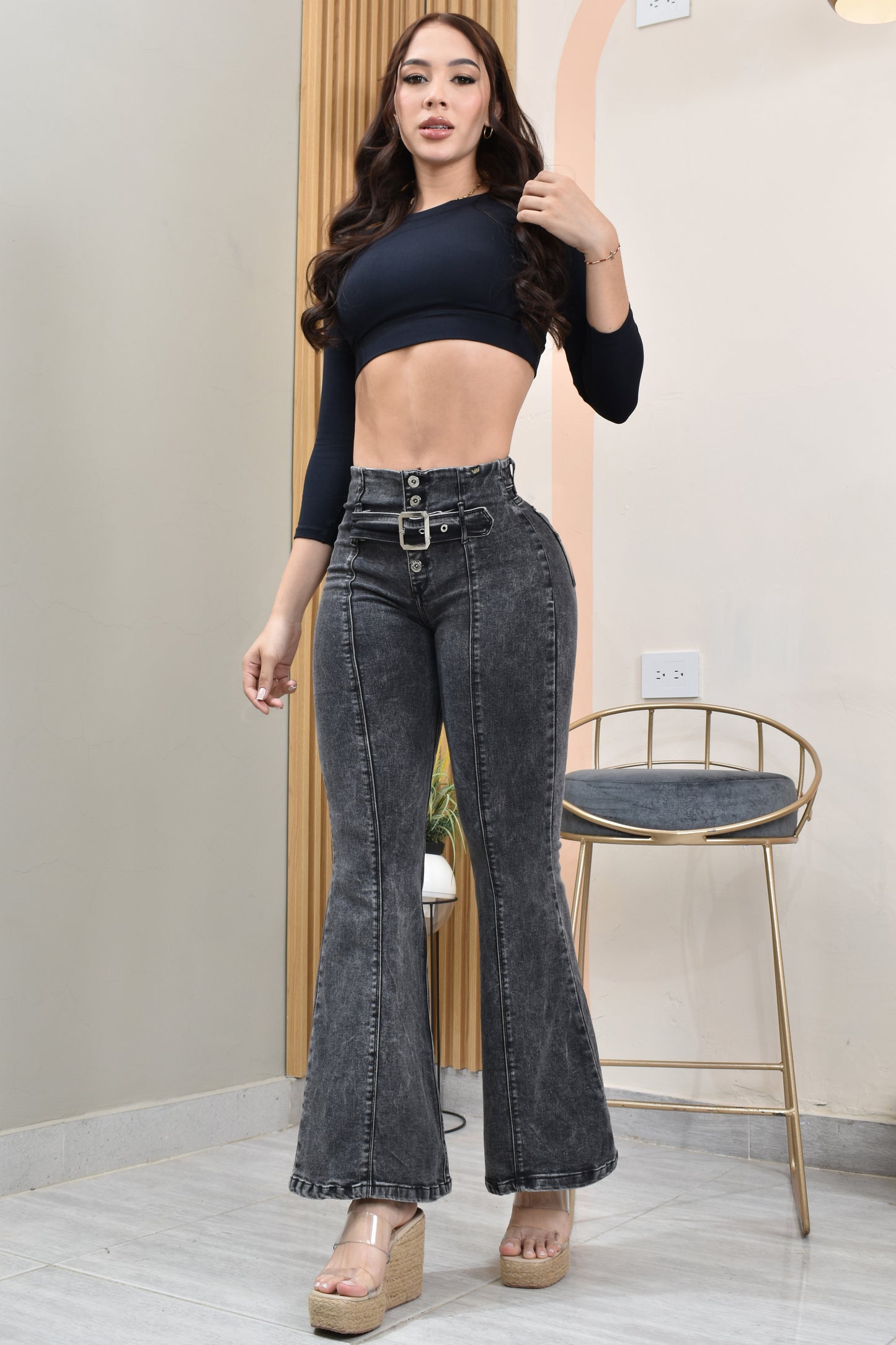 JEANS BOTA CAMPANA LEVANTA COLA REF. B-40773
