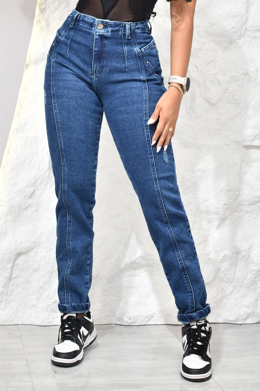 JEANS MOMFIT MOLDEADOR REF. B264043