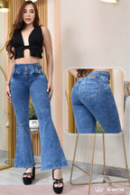 JEANS BOTA ANCHA LEVANTA COLA  REF. B-40758