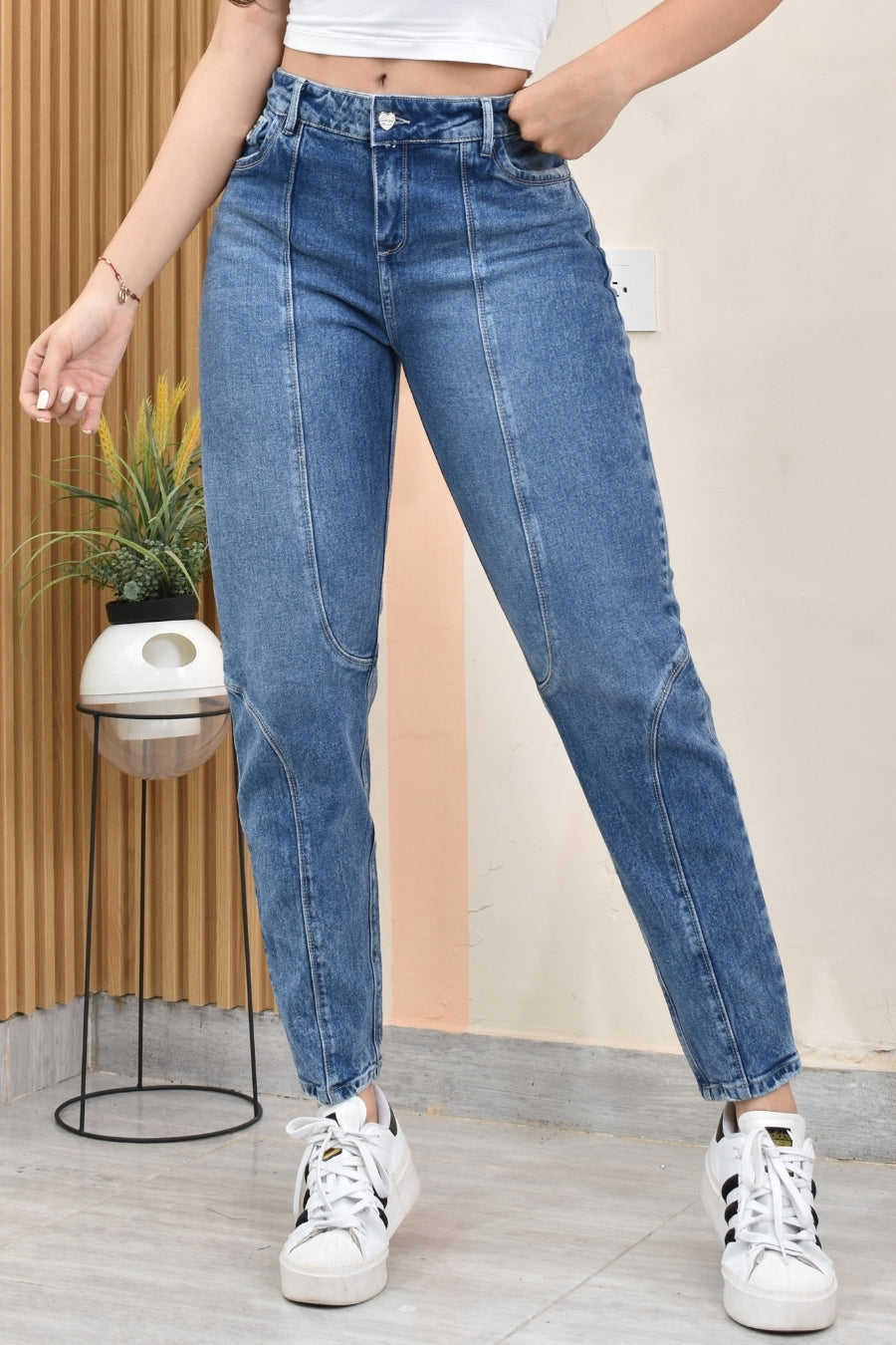JEANS MOMFIT MOLDEADOR REF. B-40772