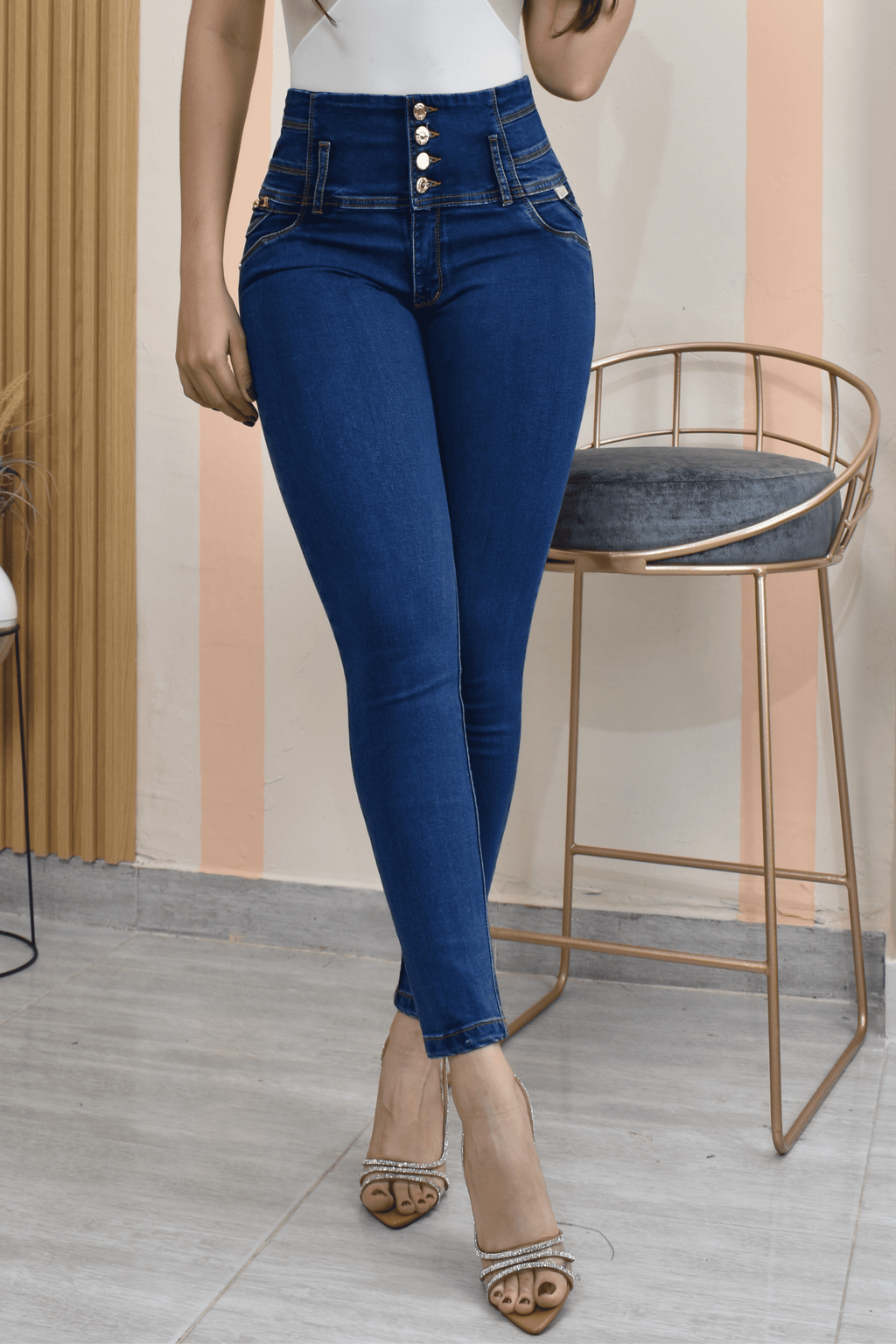 JEANS SKINNY CONTROL ABDOMEN LEVANTA COLA  REF. B-40732