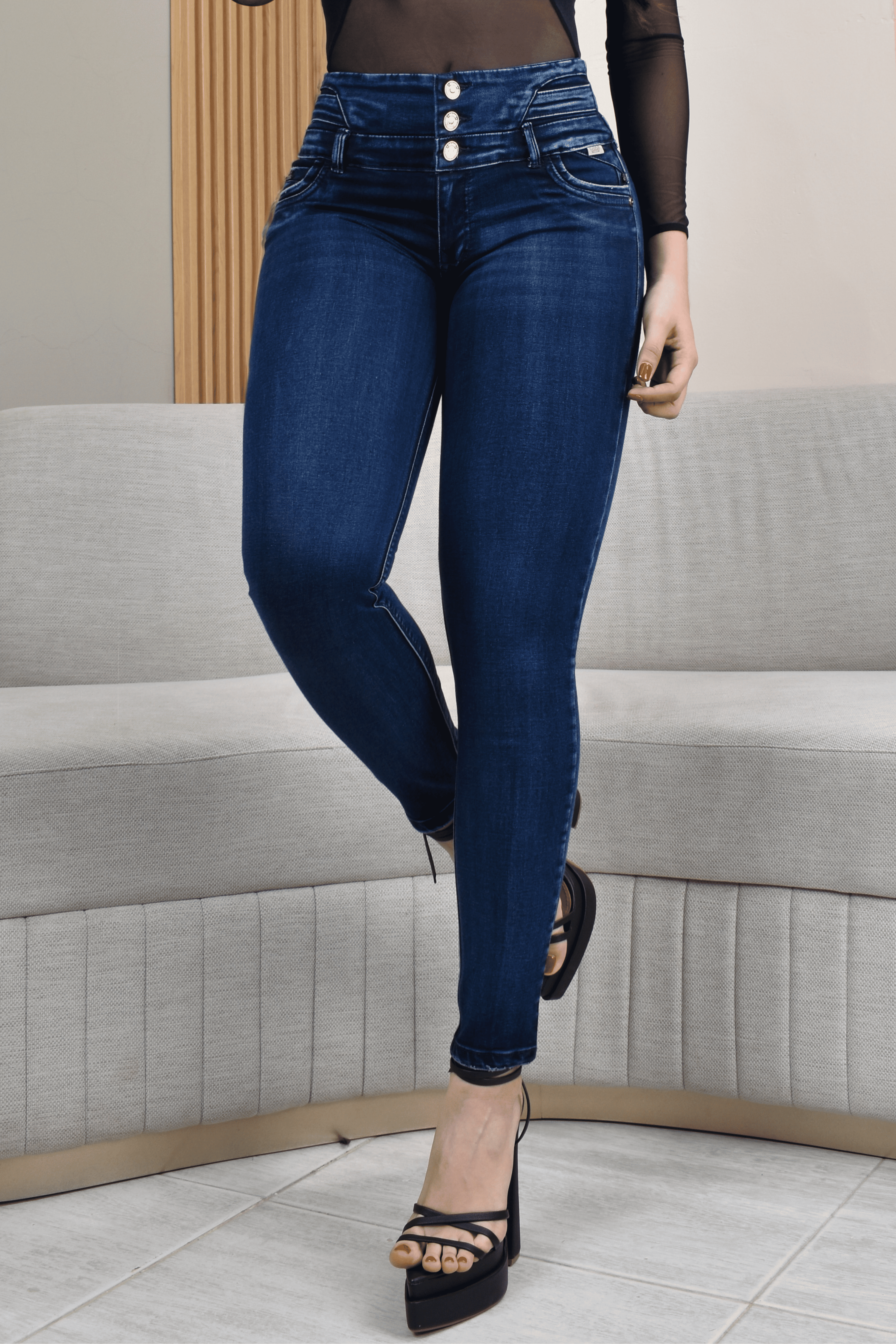 JEANS SKINNY CONTROL ABDOMEN LEVANTA COLA  REF. B-40723