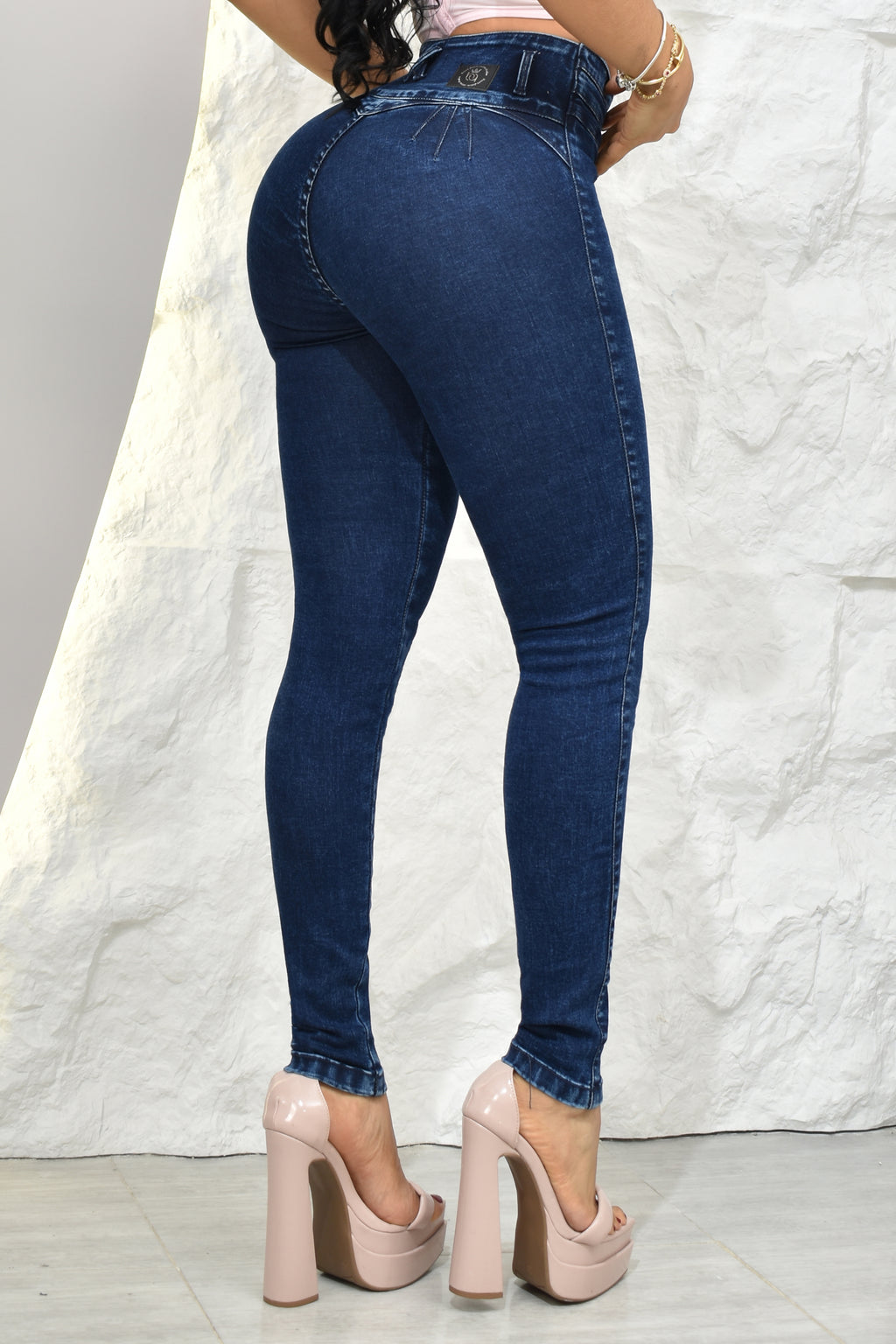 JEANS SKINNY (CLASICO), LEVANTA COLA  REF. B264072