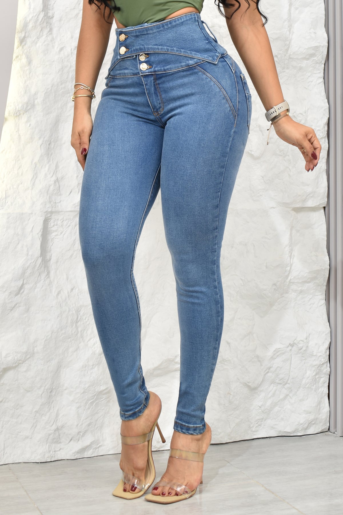 JEANS SKINNY (EXCLUSIVO), LEVANTA COLA  REF. B264065
