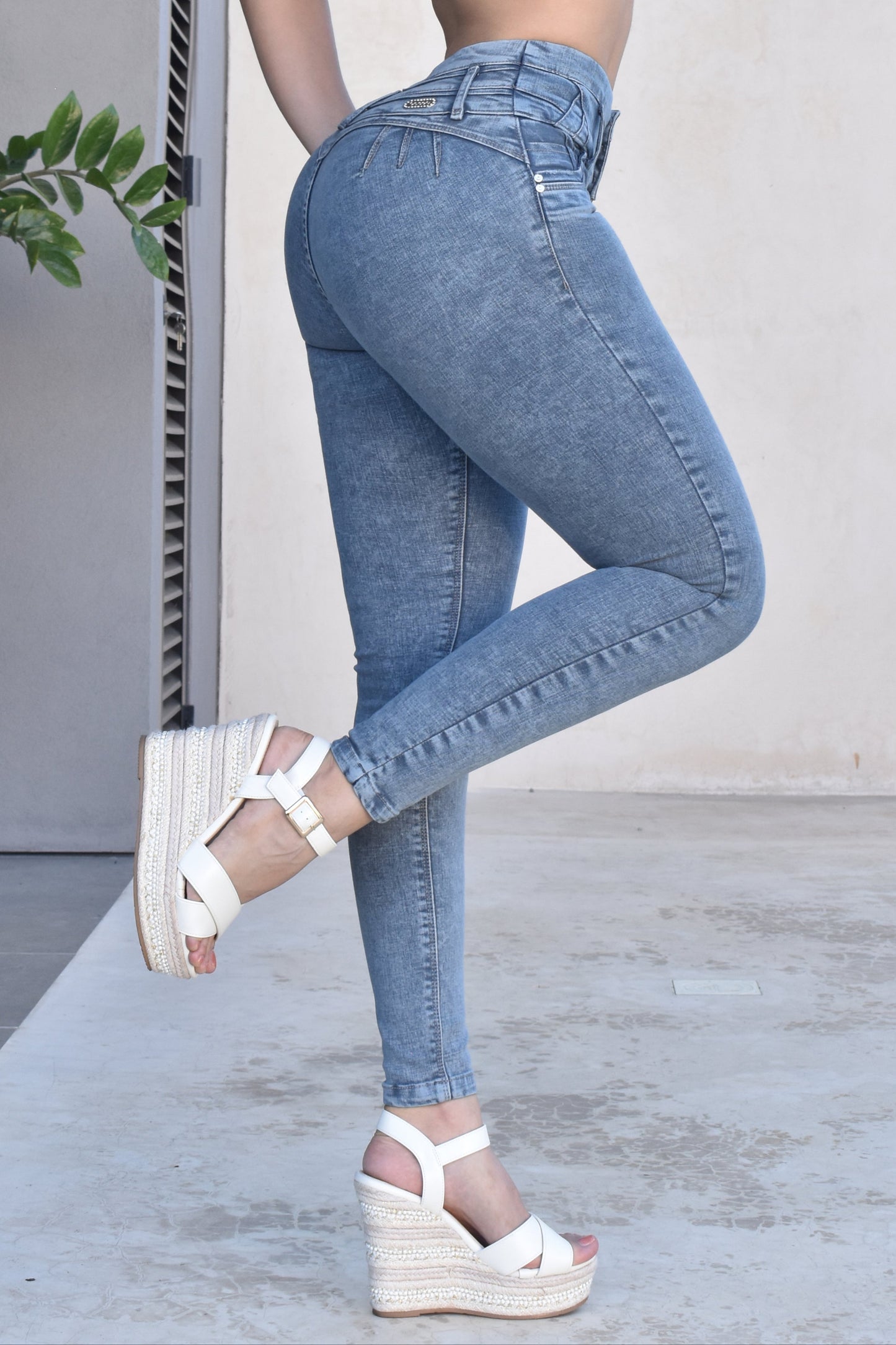 JEANS SKINNY CONTROL ABDOMEN LEVANTA COLA  REF. B-254045